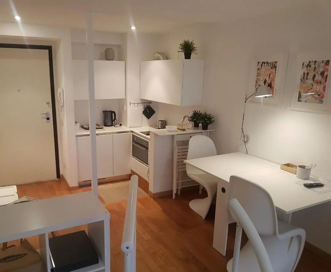 Pestalozzi Apartment Милан